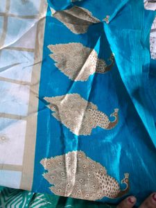 White And Sea Green Sadi