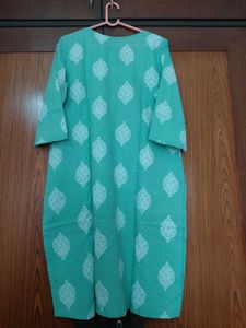 Light green Kurta with White Leaf Print