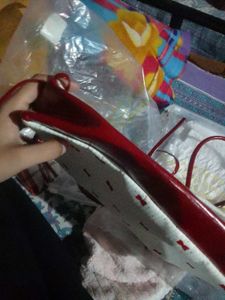 savana Charming Red &amp; White Bow Pattern Handbag