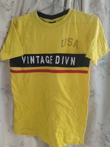 Yellow "Vintage Divn USA" T-Shirt