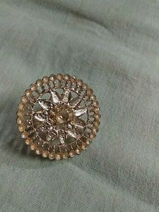 Elegant Floral Design Ring