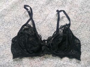 Elegant Black Lace Bra