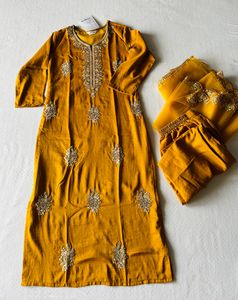 Tikhi Imli Gorgeous 3 Piece Kurta set,net dupatta