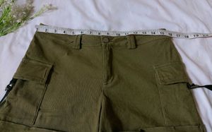 Beutiful Cargo Short