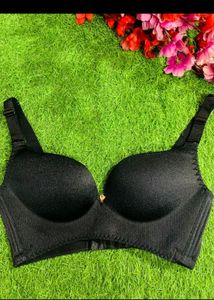 5 Set Branded Bras Each 110 💞