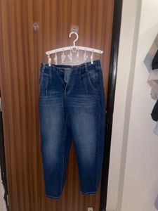Freakins Denim Mom Fit – Barely Worn