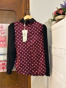 Chic Polka Dot &amp; Lace Top
