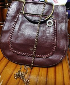 Hidesign sling bag