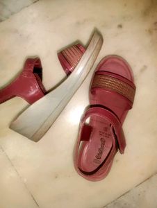 Chic Pink &amp; Gold Sandals