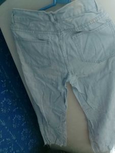 High waisted jeans
