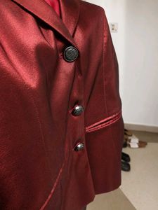 Chic Red Blazer &amp; Pants Set