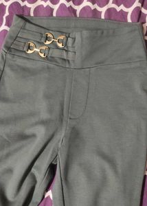 Grey jegging pant