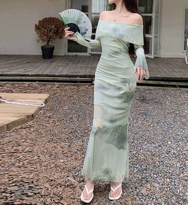 Off-Shoulder Floral Print Maxi Dress