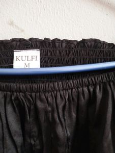 Balloon Sleeve Black Crop Top