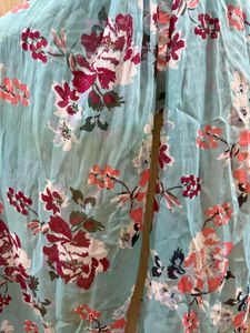 Beautiful Floral Print Scarf
