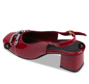 Chic Slingback Heels