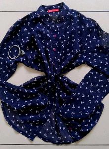 navy blue anchor print top
