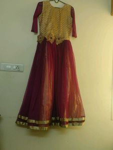 Elegant Ethnic Gown purple with golden lining