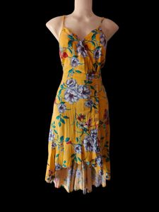 beautiful yellow wrap dress 🫶🏻😍