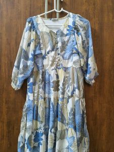 Flowy Floral Tiered Midi Dress