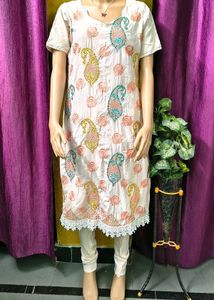Elegant Kurta Churidar Set with Paisley Print