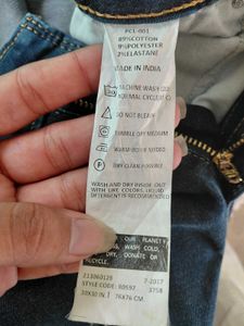 Levi's Branded Classic Blue Denim Jeans