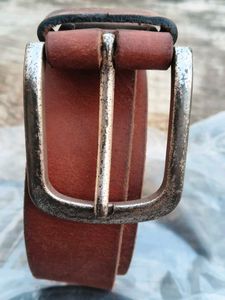 Classic Brown Leather Belt