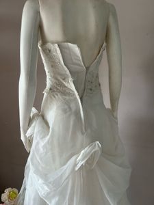 Exquisite White Bridal gown