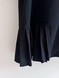 Zara - Elegant Black Pleated Hem Top