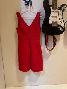 FOREVER NEW V-Neck Red Mini Dress with Zipper