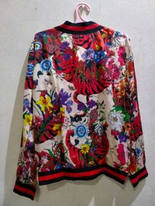 Floral V-Neck Button-Up Jacket.