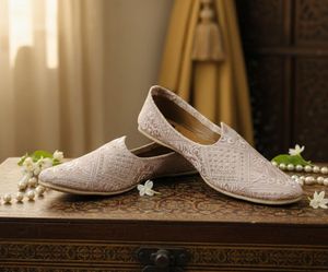 Embroidered Pink Jutti Shoes