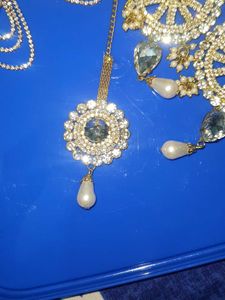 Sparkling Indian Jewelry Set