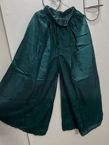 Festive Green Embellished Kurta Set