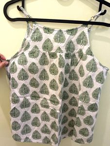 White Sleeveless Printed Top From People