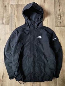 THE NORTH FACE BLACK JACKET
