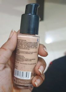 blue heaven foundation shed 201 cream blush