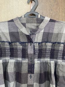 Checked Smocked Button-Up Top 38 size