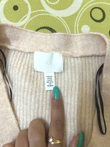 Chic Pastel Pink Cardigan
