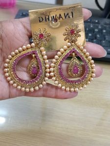 New Elegant Dhwani Earrings