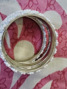 212.Sparkling White Bangles Set