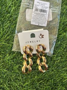 Gold Tone Chunky Chain Drop Earrings