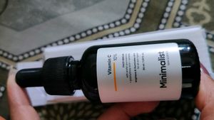 Minimalist Vitamin C 10% Face Serum