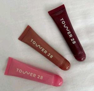 Tower 28 Lip gloss