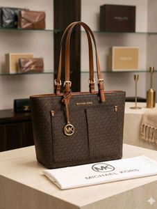 MICHAEL KORS SIGNATURE  TOTE BAG* without box