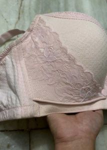Elegant Lace Trim Comfort Bra