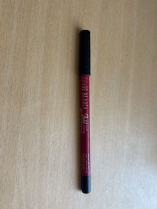 Swiss Beauty Bold Matte Lip Liner