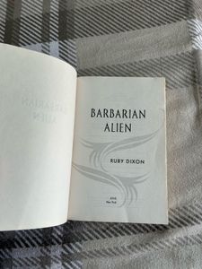 Barbarian Alien (Special Edition) - Ruby Dixon