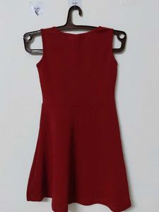 Stylish Red &amp; Cream Sleeveless Dress
