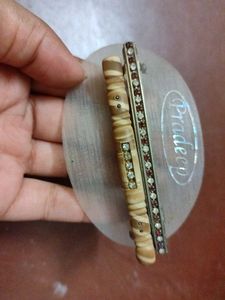 Set of 2 Embellished Hair Clips
